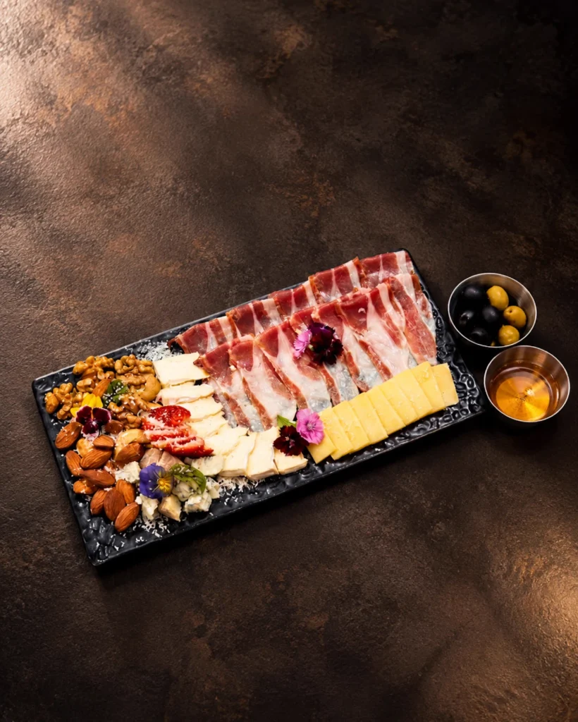 Cold Cut Platter 60gr Prosciutto,